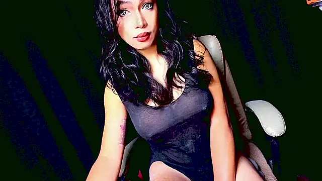Snapshot of XXsexylongcockXX chatting on 05-13-26, 06:04 XXsexylongcockXX online show from 05-13-26, 06:04
