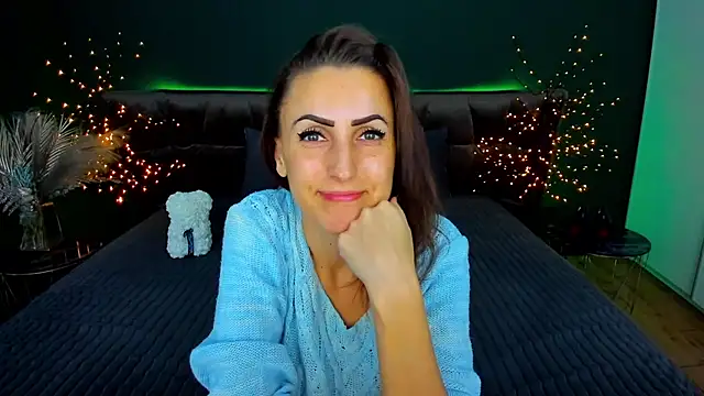 Rebecca Diamond online show from 11-12-25, 06:28