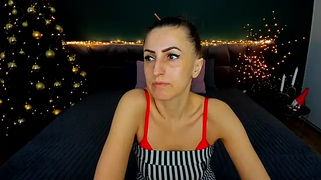 Rebecca Diamond online show from 12-21-25, 06:48