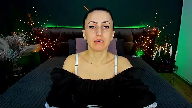 Rebecca Diamond online show from 03-04-26, 07:05