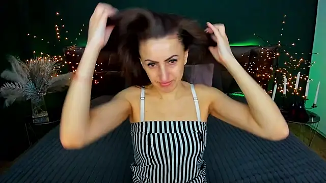 Rebecca Diamond online show from 02-23-26, 07:09