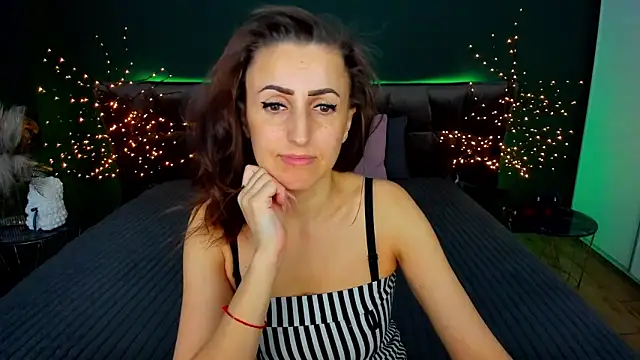 Rebecca Diamond online show from 12-01-25, 06:47