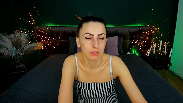 Rebecca Diamond online show from 03-03-26, 06:20