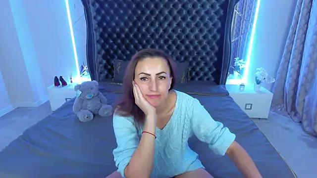 Rebecca Diamond online show from 11-02-25, 06:18