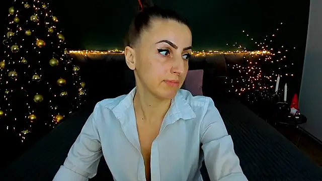 Rebecca Diamond online show from 12-22-25, 06:46