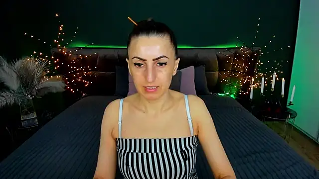 Rebecca Diamond online show from 03-17-26, 06:27