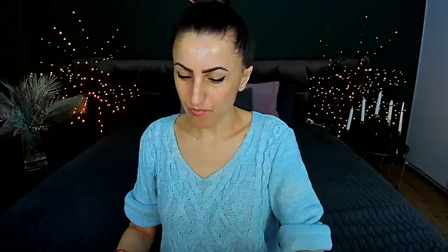 Rebecca Diamond online show from 02-16-26, 06:45