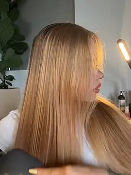 curchez  online show from 03-30-26, 09:27