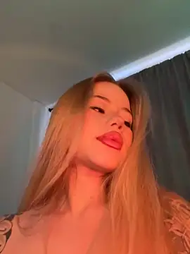 curchez  online show from 02-17-25, 08:27