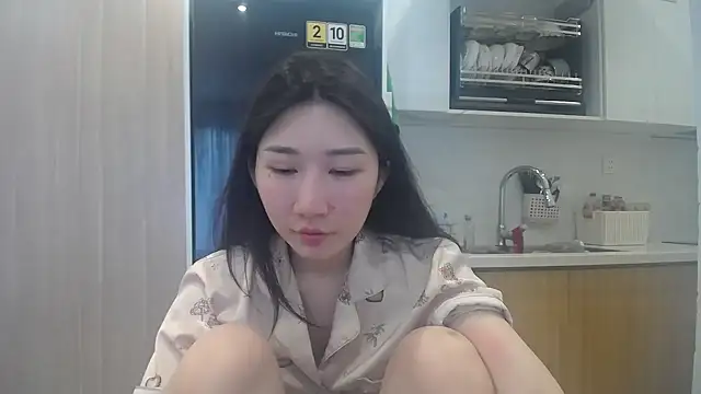 Snapshot of Asiagirll chatting on 05-16-26, 04:22 Asiagirll online show from 05-16-26, 04:22