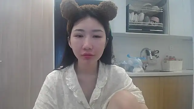 Snapshot of Asiagirll chatting on 05-03-26, 03:11 Asiagirll online show from 05-03-26, 03:11
