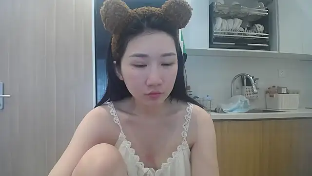 Snapshot of Asiagirll chatting on 05-15-26, 02:53 Asiagirll online show from 05-15-26, 02:53