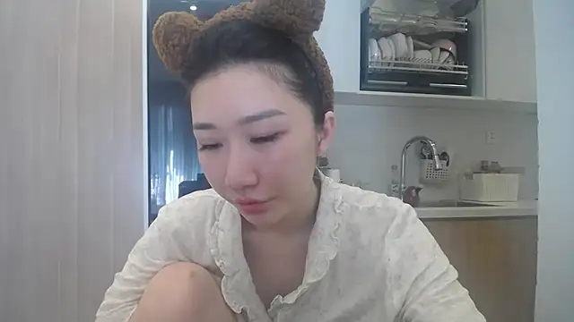 Snapshot of Asiagirll chatting on 05-30-26, 01:45 Asiagirll online show from 05-30-26, 01:45