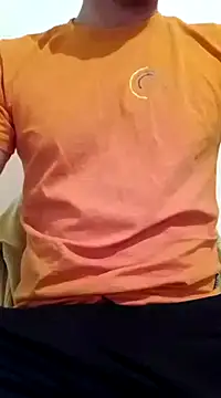 Snapshot of Rolandxxxr chatting on 02-11-25, 04:56 Rolandxxxr online show from 02-11-25, 04:56