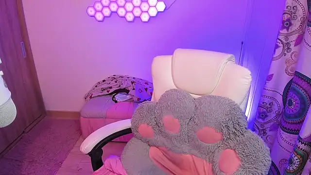 sophia grants online show from 01-04-25, 04:12