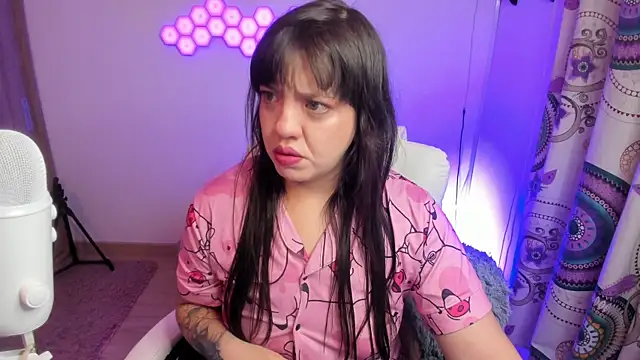 sophia grants online show from 10-13-25, 05:42