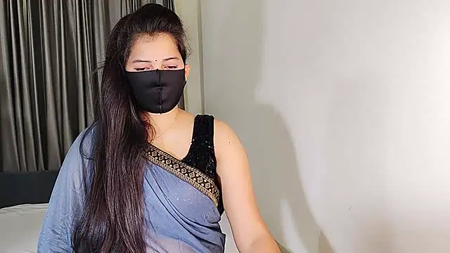 YourLovelyQueen online show from 01-17-25, 04:36