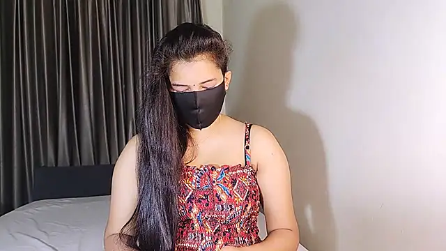 YourLovelyQueen online show from 01-24-25, 08:53