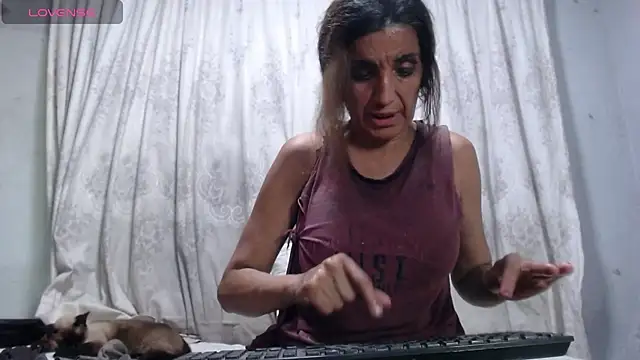 Snapshot of GraanTiigresa chatting on 01-21-25, 07:04 GraanTiigresa online show from 01-21-25, 07:04