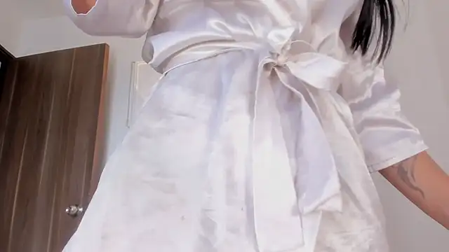 Hanna Risso online show from 04-01-26, 05:54