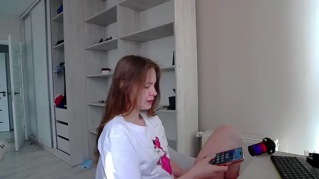 CindyJonson online show from 07-06-26, 08:43