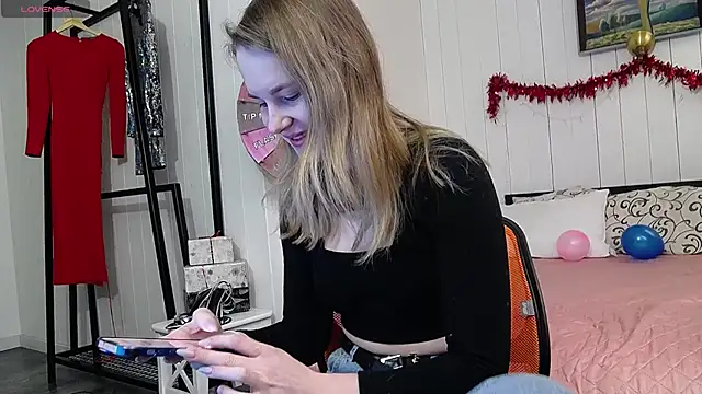 CindyJonson online show from 02-16-25, 07:26