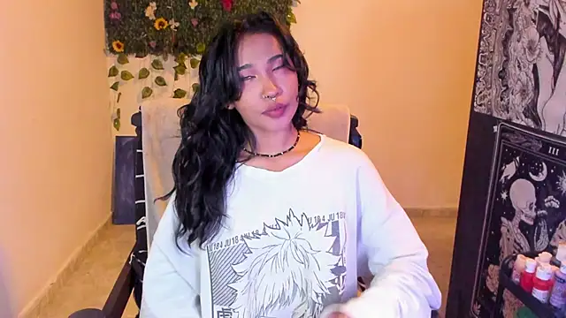 Mary Rosse1 online show from 10-22-25, 06:51