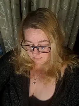 Iceprincess2bad4u online show from 03-03-26, 06:26