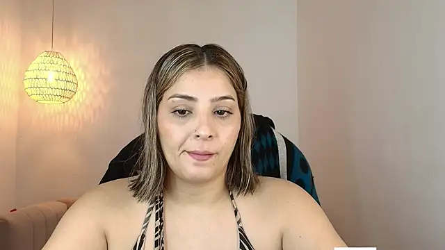 Snapshot of YummyAnna_ chatting on 06-09-26, 07:15 YummyAnna online show from 06-09-26, 07:15
