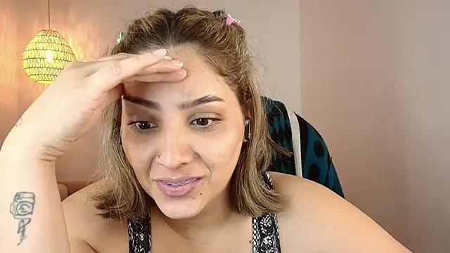 Snapshot of YummyAnna_ chatting on 06-10-26, 08:21 YummyAnna online show from 06-10-26, 08:21