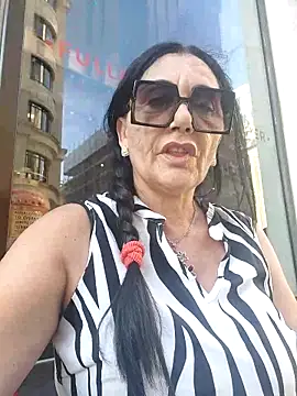 Snapshot of La_Vedova_Allegra chatting on 06-19-26, 06:03 La Vedova Allegra online show from 06-19-26, 06:03
