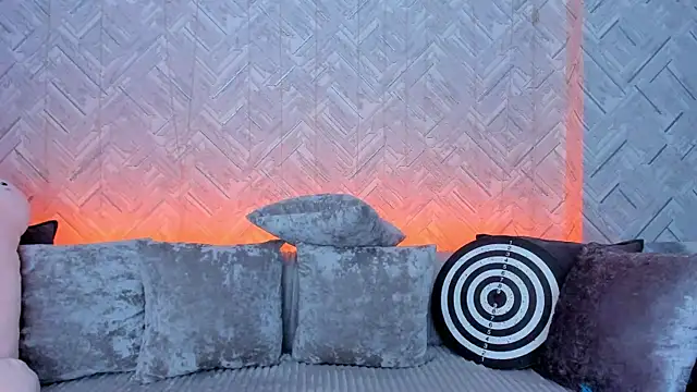 EvaBarsa  online show from 10-23-25, 02:32