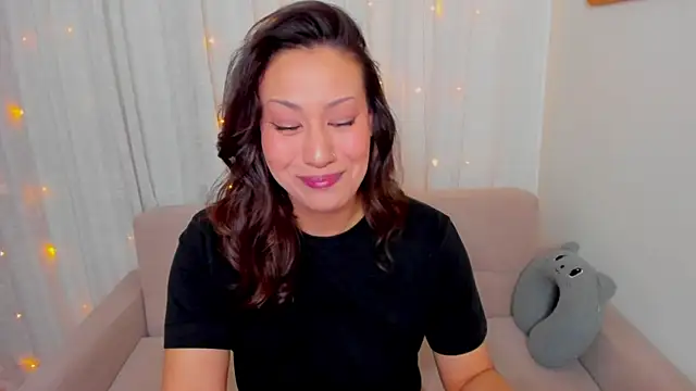 Snapshot of FieryHeart chatting on 04-12-26, 06:55 FieryHeart online show from 04-12-26, 06:55