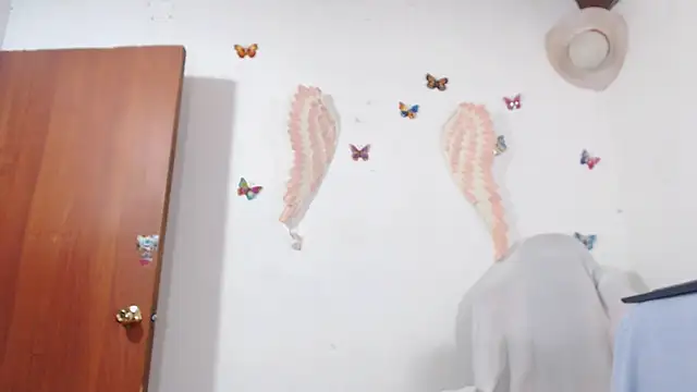 Snapshot of angie_tssex chatting on 03-07-25, 12:45 angie tssex online show from 03-07-25, 12:45