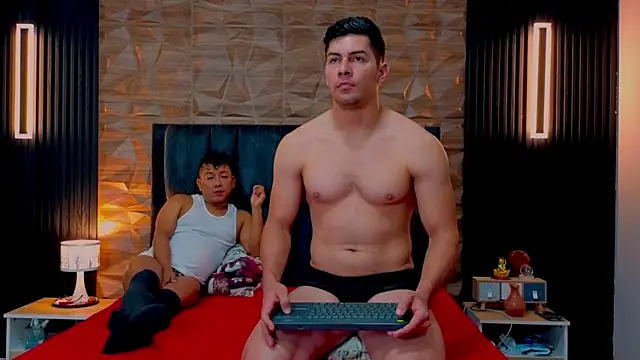 FelipeAndMarcello3 online show from 11-14-25, 02:32