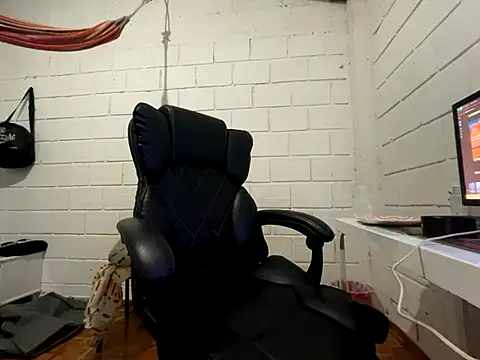 Max TheHorseDick online show from 12-16-25, 02:05