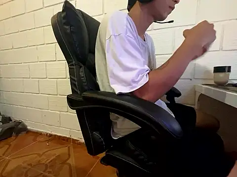 Max TheHorseDick online show from 01-10-26, 10:16