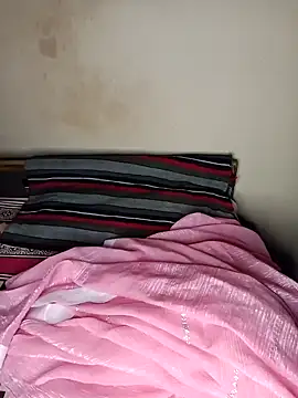 Sweet-Berry online show from 01-17-25, 05:41