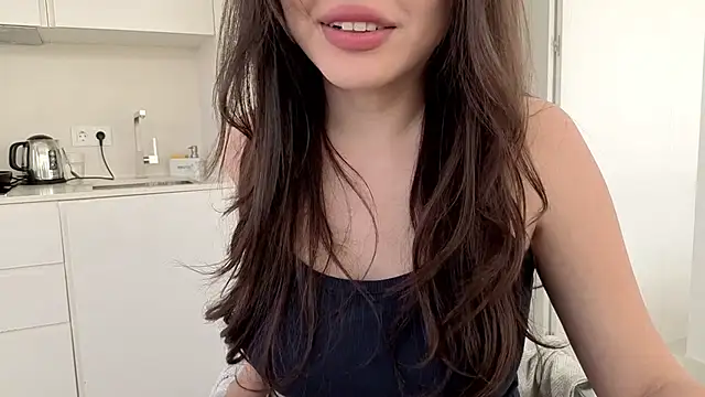 Snapshot of TammiLou chatting on 02-25-26, 01:44 TammiLou online show from 02-25-26, 01:44