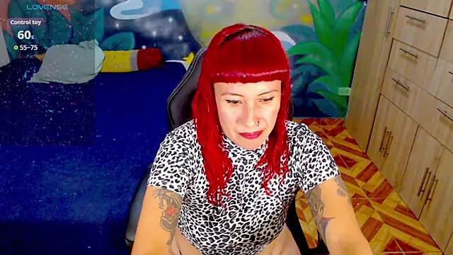 Eimy lorens online show from 10-18-25, 10:56