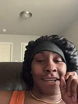 Foreignthababyy online show from 10-21-25, 05:56