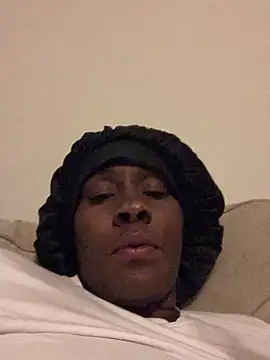 Foreignthababyy online show from 10-30-25, 07:28