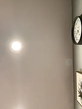 Foreignthababyy online show from 09-20-25, 12:54