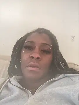 Foreignthababyy online show from 11-27-25, 02:17