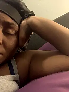 Foreignthababyy online show from 09-19-25, 10:41