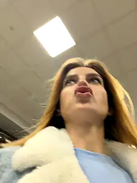 -AngelAri- online show from 10-28-25, 09:03