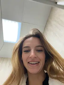 -AngelAri- online show from 10-29-25, 06:07