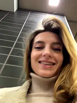 -AngelAri- online show from 10-21-25, 06:07