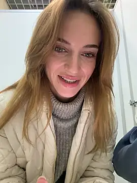 Snapshot of -AngelAri- chatting on 05-03-26, 09:14 -AngelAri- online show from 05-03-26, 09:14