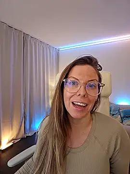 novaforyou1 online show from 02-08-26, 02:37